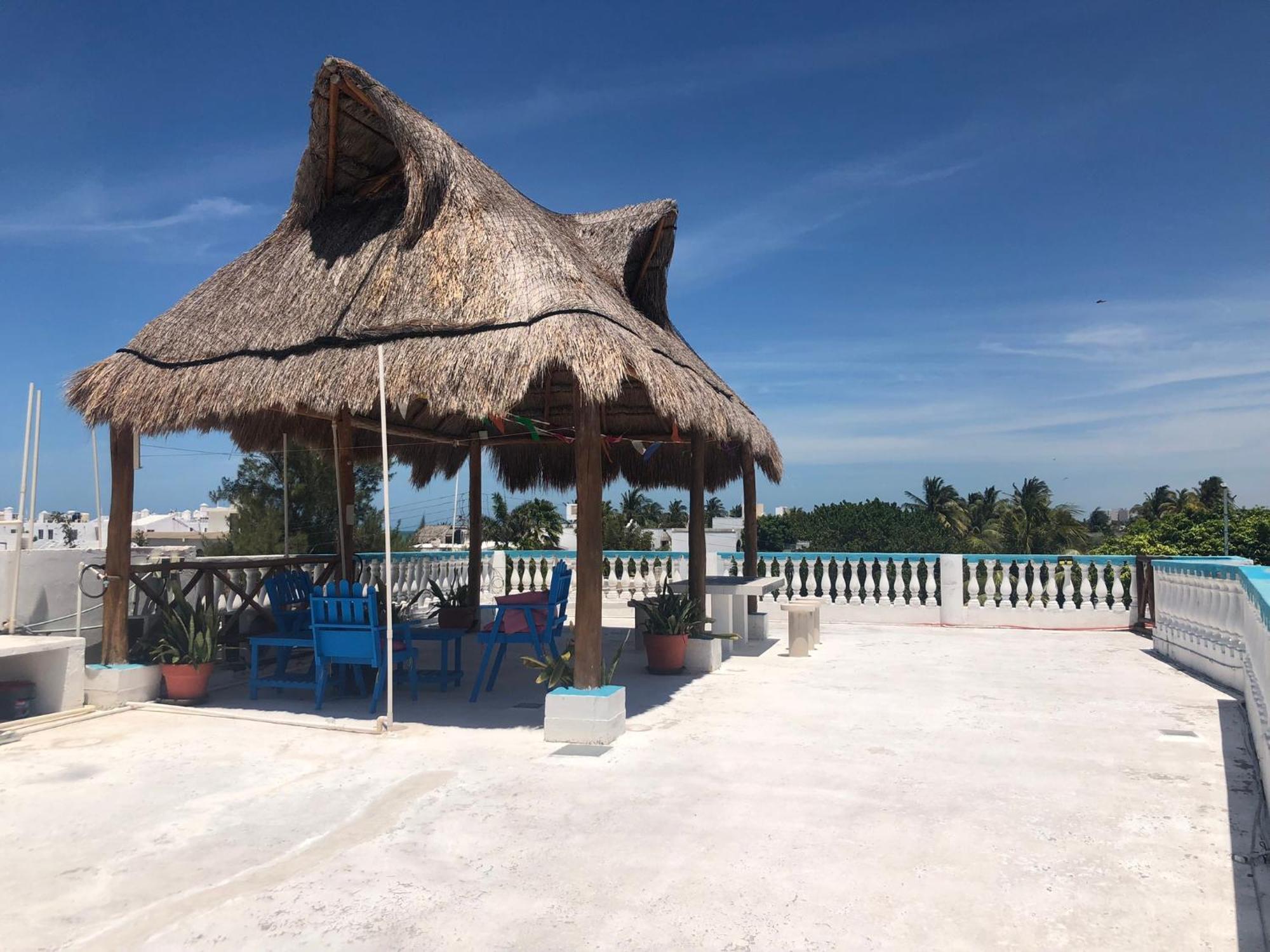 Malecon Beach House In Progreso 1 Block From Beach Extérieur photo