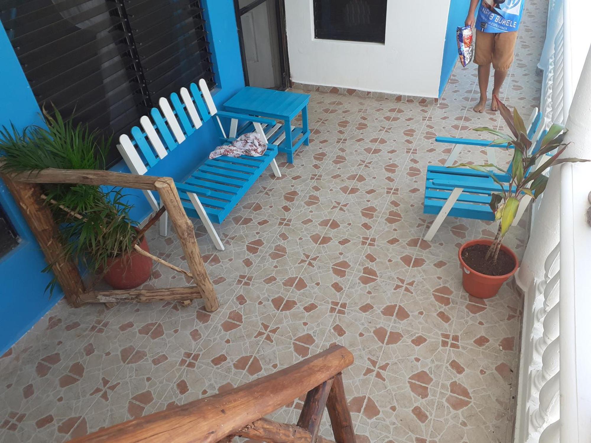 Malecon Beach House In Progreso 1 Block From Beach Extérieur photo
